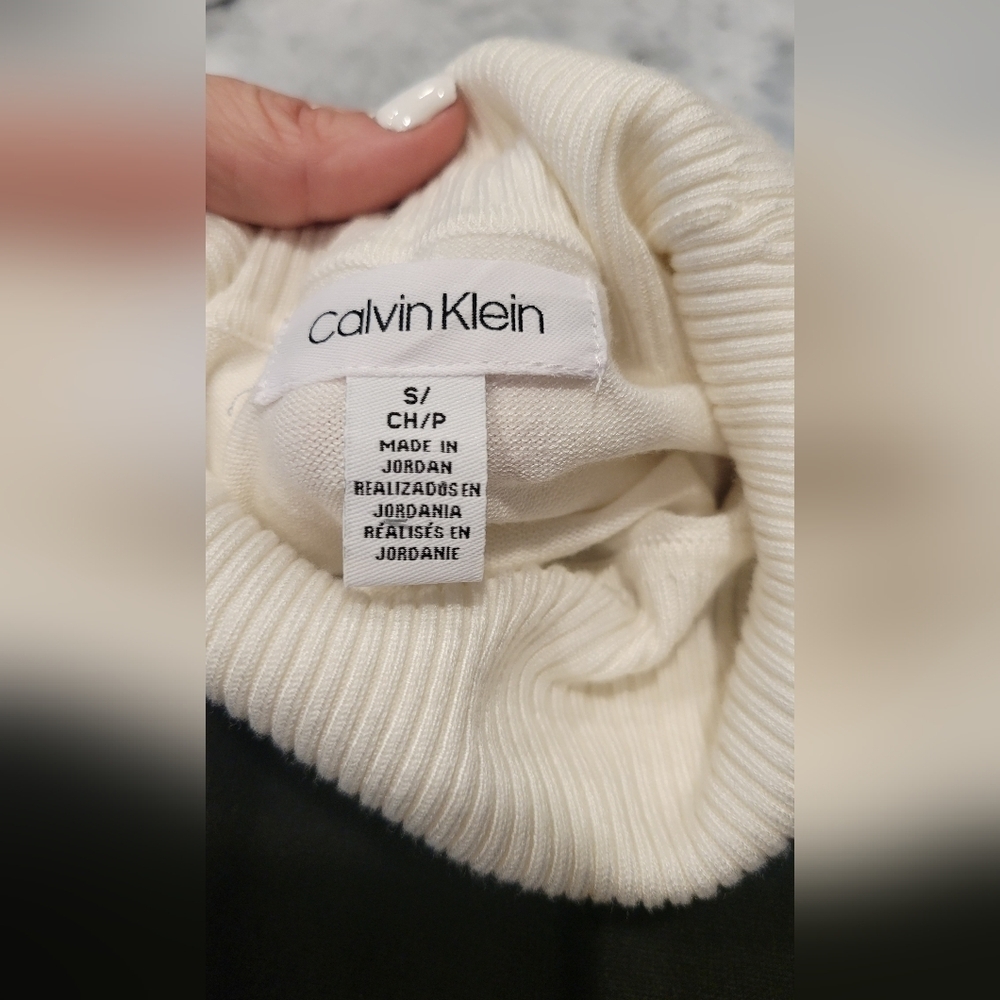 Calvin Klein Colorblock Turtleneck Sweater - Picture 4 of 4